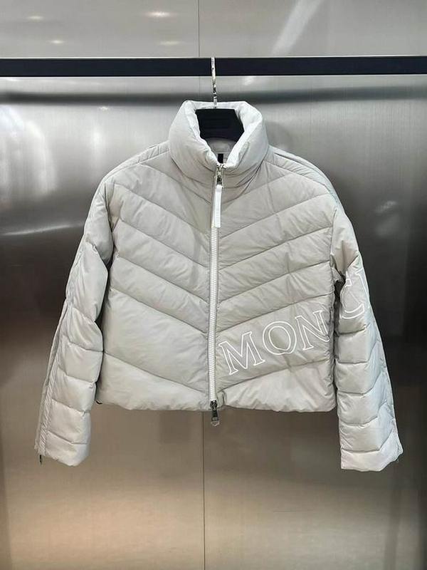 Moncler Women's Outwear 286